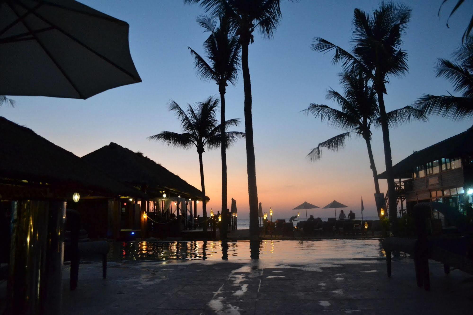 Hotel Grand Sunset Gili Air Esterno foto