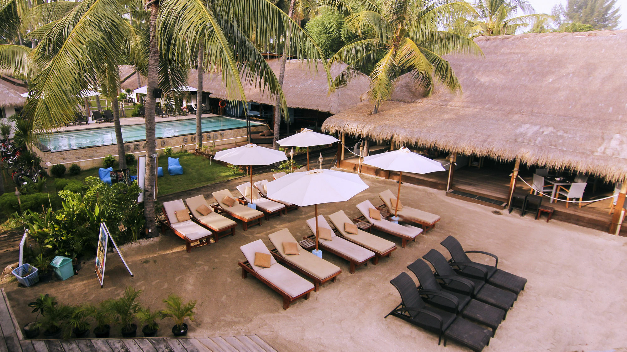 Hotel Grand Sunset Gili Air Esterno foto