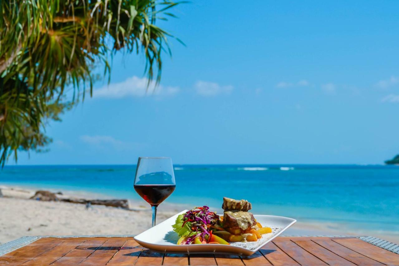 Hotel Grand Sunset Gili Air Esterno foto